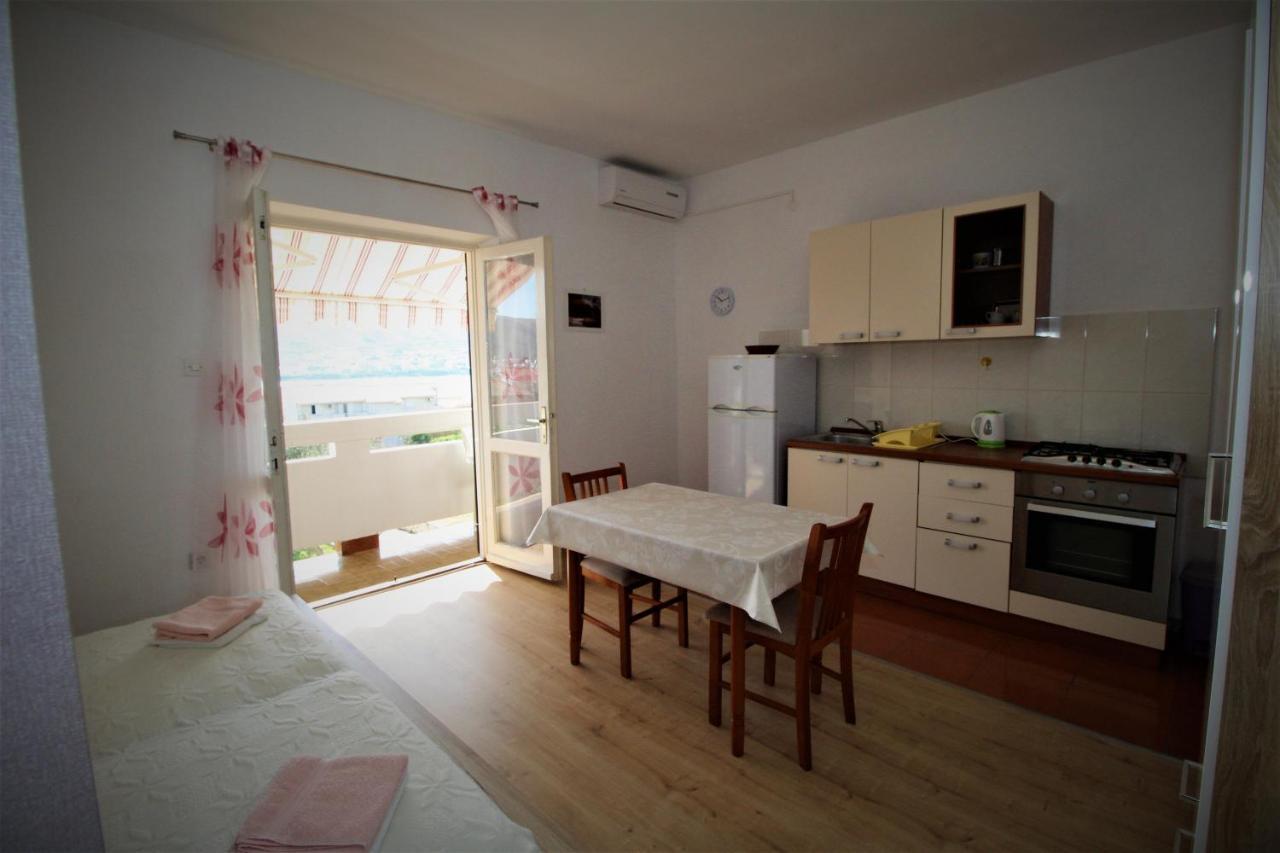 Apartments And Rooms With Parking Space Pag - 13060 帕格 外观 照片